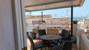 Comfortable house with sea view in Alicante + Garden